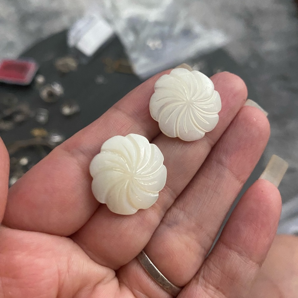 White Floral Swirl mother of pearl Stud Earrings - Women Jewelry